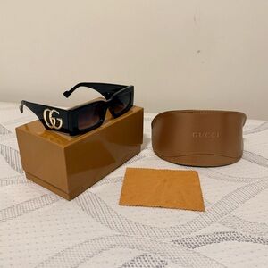 Gucci Black Sunglasses